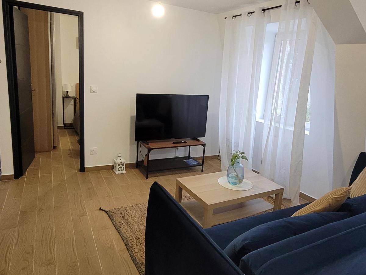 Coquet Appartement A 15Mn De Paris Et 10 Mn De Stade De France, Wifi, Netflix, Groslay Esterno foto