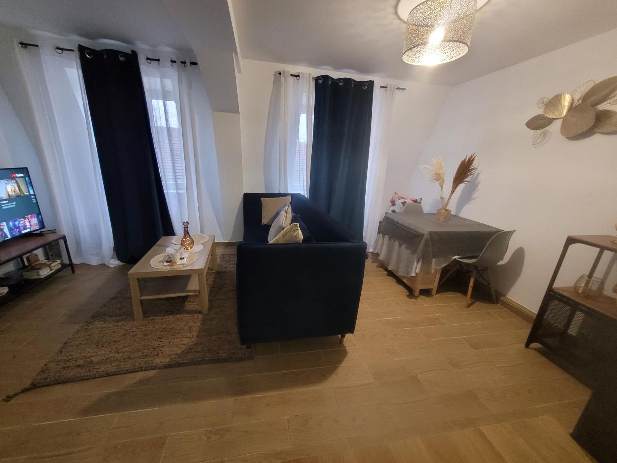 Coquet Appartement A 15Mn De Paris Et 10 Mn De Stade De France, Wifi, Netflix, Groslay Esterno foto